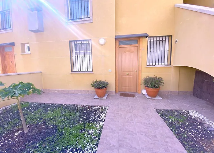 Tropicalidays Altos Del Roque Apartamento *