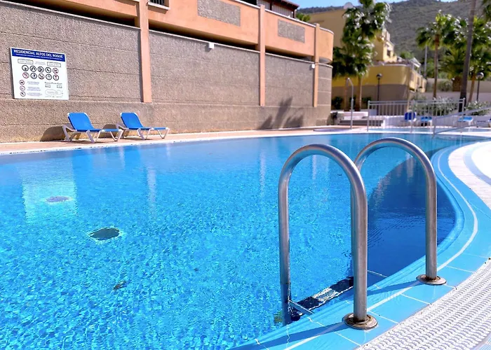 Tropicalidays Altos Del Roque Apartamento *